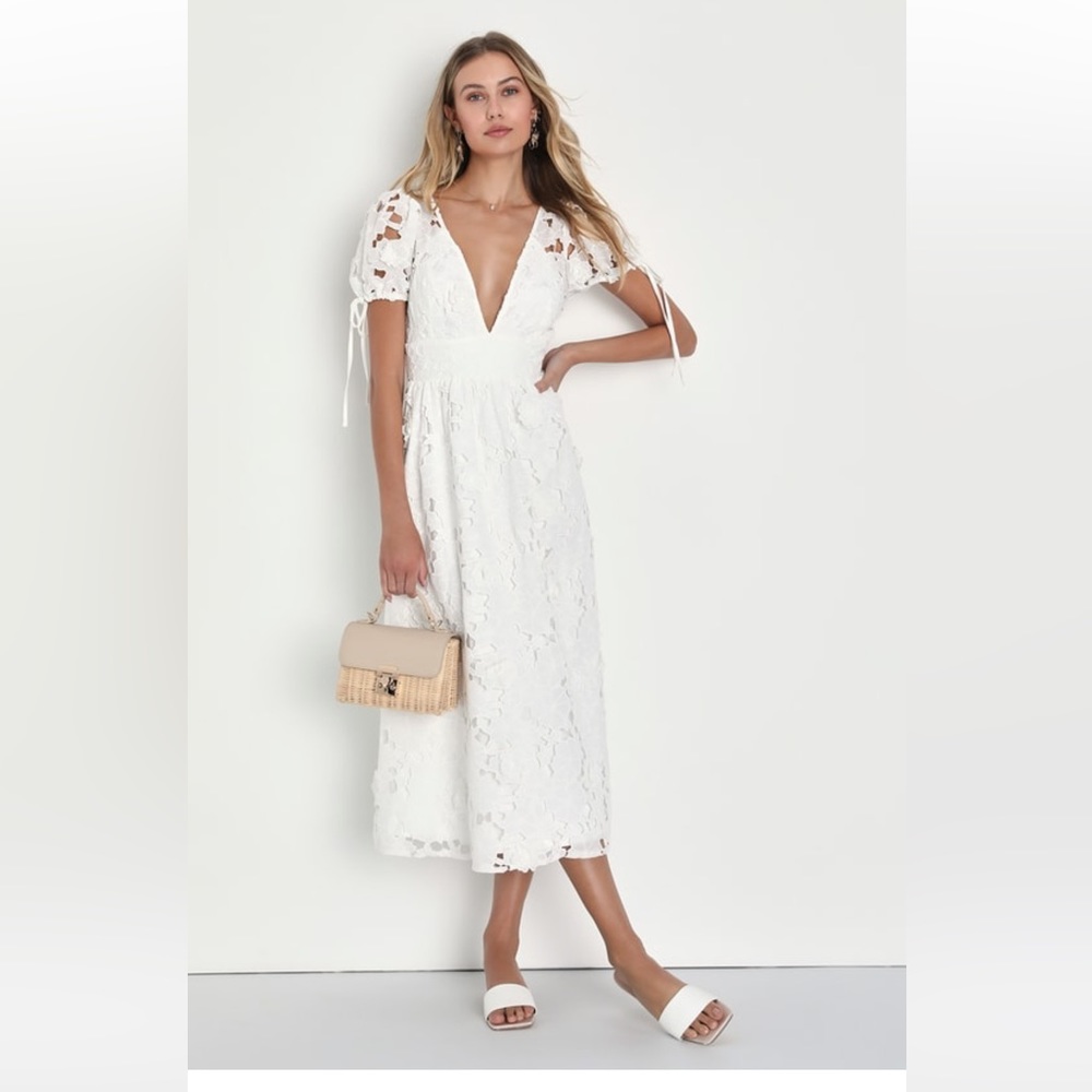Lulus Flourishing Blossoms White 3D Floral Backless Midi Dress, size Large